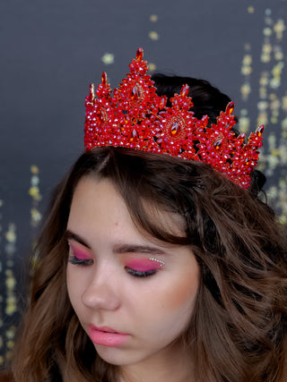 Quinceanera crown red with gold