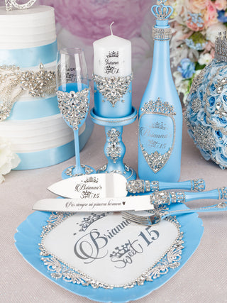 Light blue brindis package with bottle and candle