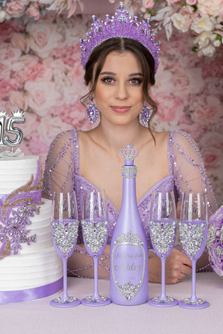 Lilac quinceanera bottle with 4 glasses