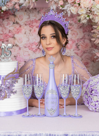 Lilac quinceanera bottle with 4 glasses