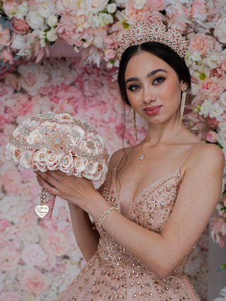 Pink and Gold quinceanera bouquet | Blush Pink Quince Ramo Pink and Gold quinceanera bouquet | Blush Pink Quince Ramo