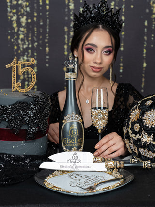 Black Quinceanera brindis package with candle