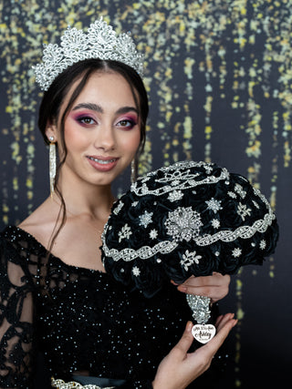 Black Silver Quinceanera Bible (Spanish version)