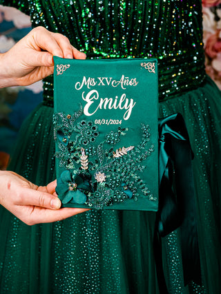 Green with silver quinceanera guest book with pen