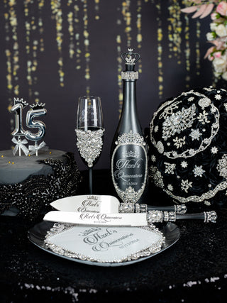 Black silver brindis package with bottle