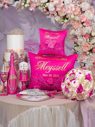 Fuchsia Quinceanera Bible (Spanish version)