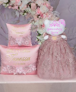 Oro rosa Quinceanera pillows set and Doll