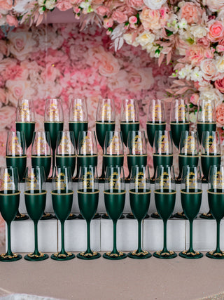 Green 6 quinceanera champagne glasses (simple design)