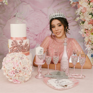 Snap, Share, and Cherish special day with our Quinceañera Packages