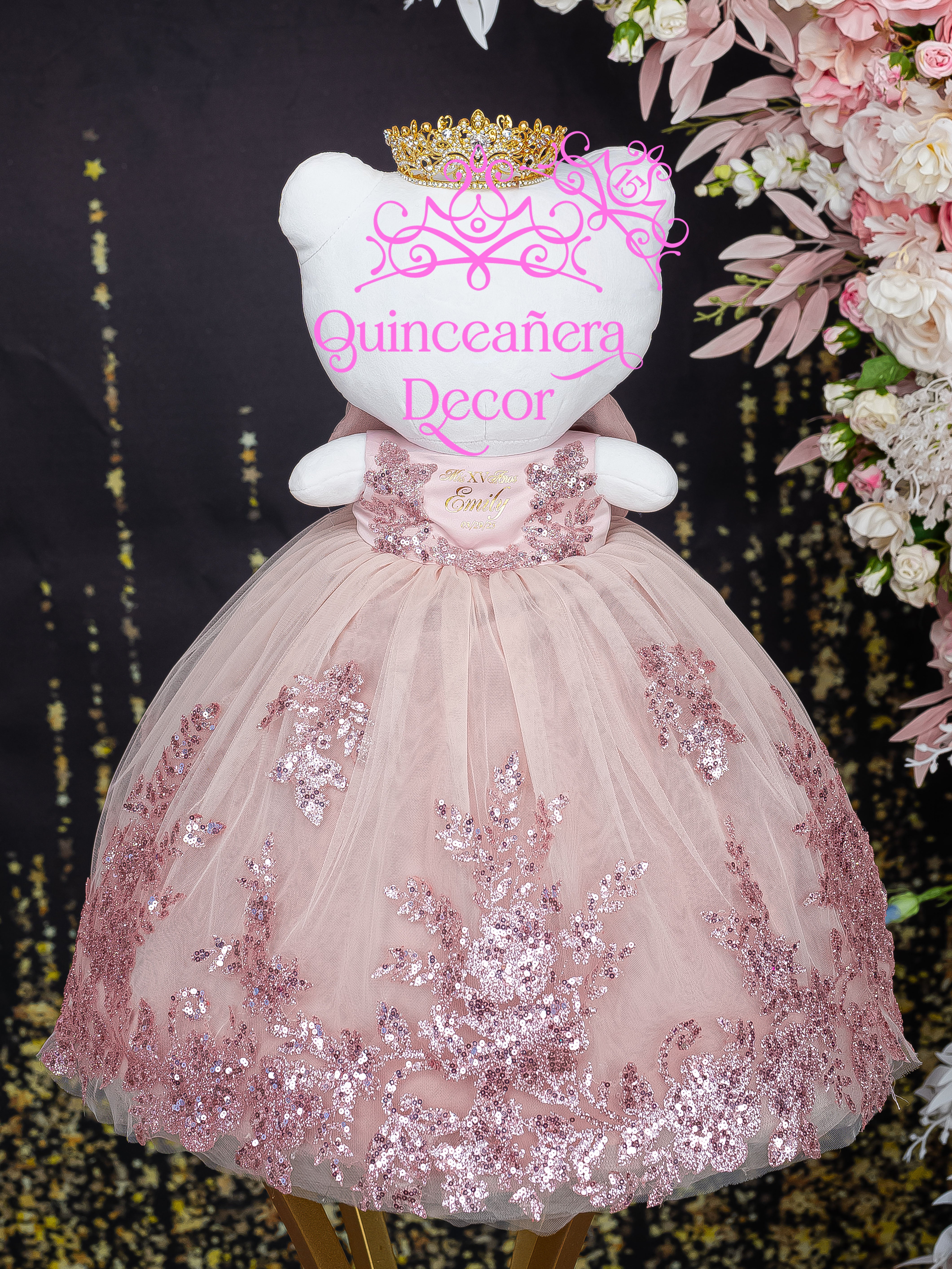 Quinceanera Hello Kitty Rose Gold Last Doll / quinceanera-decor