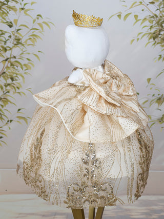 Gold Teddy Cat for Quinceanera