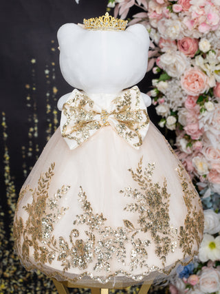 Quinceaera Last Doll Gold Hello Kitty Edition / quinceanera-decor Quinceaera Last Doll Gold Hello Kitty Edition / quinceanera-decor