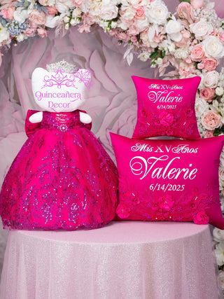 Fuchsia with silver Quinceanera pillows set and Muñeca