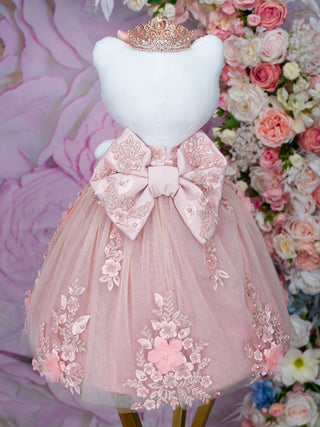 Rose Gold Quinceaera Hello Kitty Doll | Sweet 16 La Ultima Muneca Rose Gold Quinceaera Hello Kitty Doll | Sweet 16 La Ultima Muneca