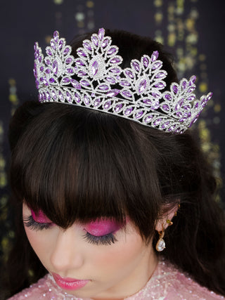 Lilac with silver tiaras para quinceañeras