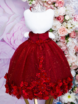 Sangria with silver kitty for quinceanera