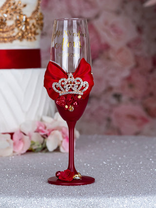 Wine red with tiara Quinceanera 2 champagne glasses