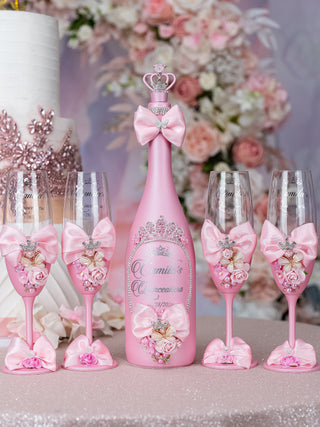 Pink quinceanera bottle with 4 glasses