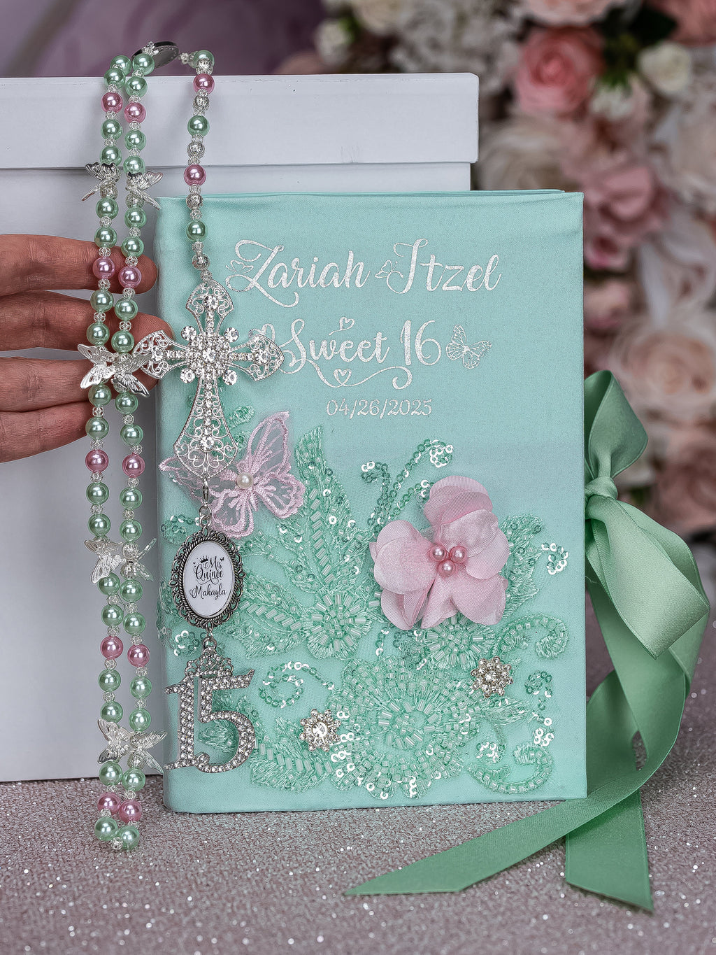Biblia de quinceañera en color verde salvia y rosario (en inglés), image size:1024x1365