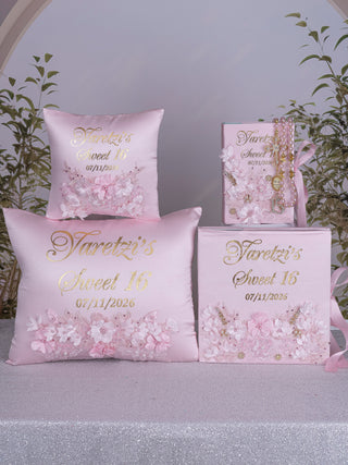 Light pink with gold Quinceanera Bible with Rosary (in spanish)