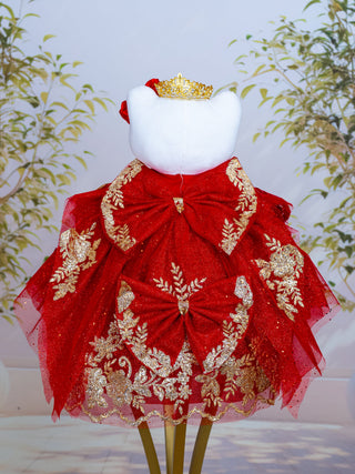 Dark red with Gold Kitty for Quinceanera