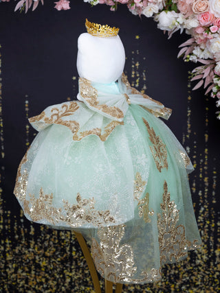 Sage green gold with train teddy bear for quinceanera