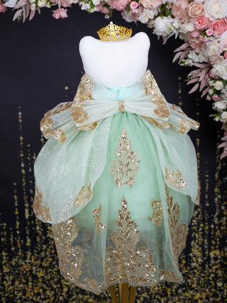 Sage green gold with train teddy bear for quinceanera