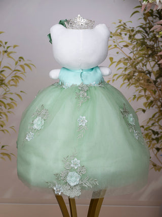 Sage Green Silver Quinceañera Muneca Cat