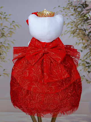 Red Gold with Bow Ultima Muneca Cat for Quinceanera