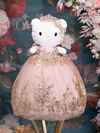 Rose Gold Quinceañera Hello Kitty Last Doll quinceanera-decor