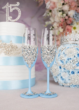 Light blue 2 quinceanera champagne glasses