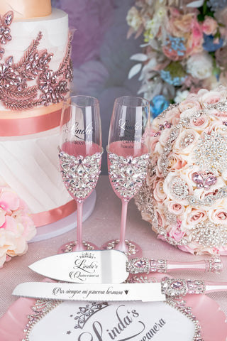 Pink quinceanera cake knife set with 2 glasses